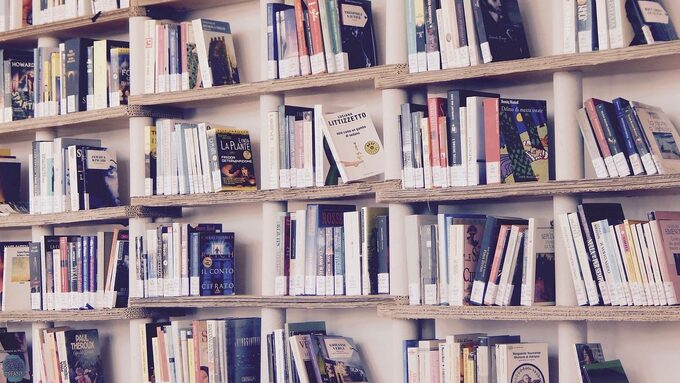 books-1617327_1280.jpg